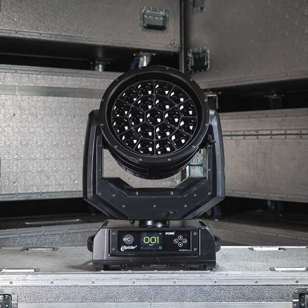 Robe iSpiider front